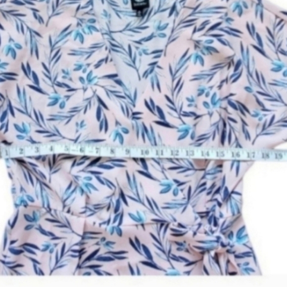 Bobeau Pink Floral Short Sleeve Blue Leaf Wrap Dress Extra Large - Picture 4 of 7
